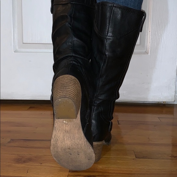 BRAND NEW F21 BOOTS. - Picture 4 of 4